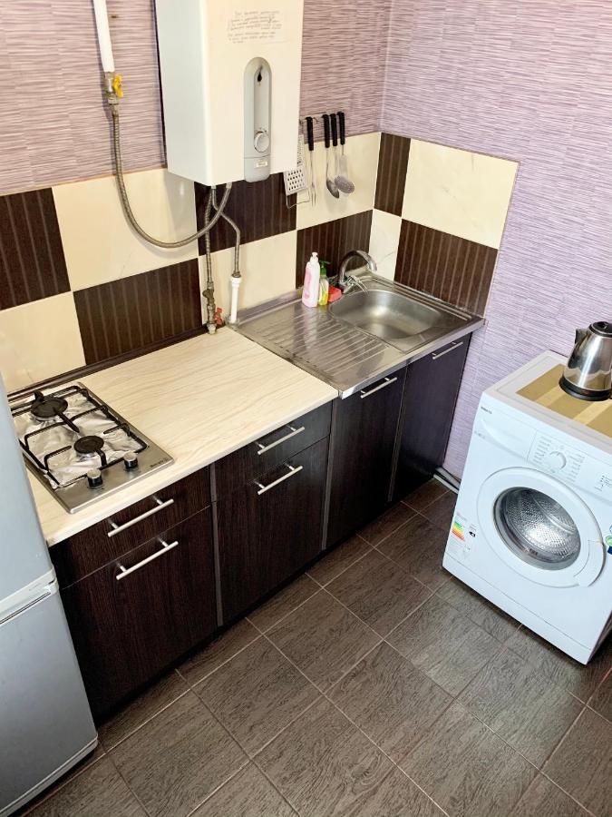 Апартаменты В Самом Центре Прпобеды 90 Černihiv Esterno foto