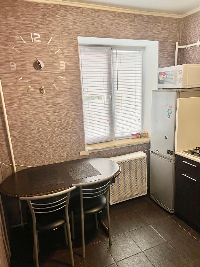 Апартаменты В Самом Центре Прпобеды 90 Černihiv Esterno foto